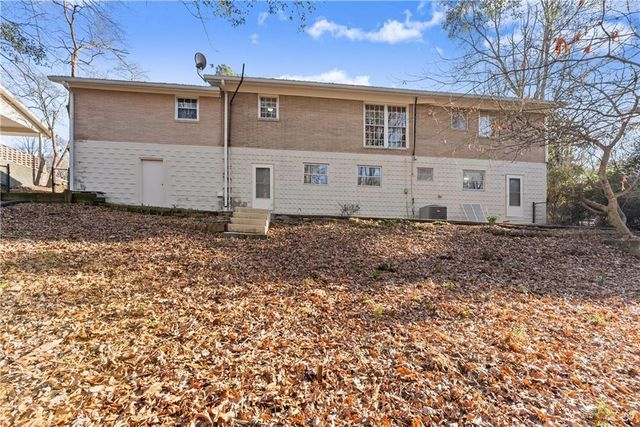 660 Honeysuckle Road, Gainesville, GA 30501