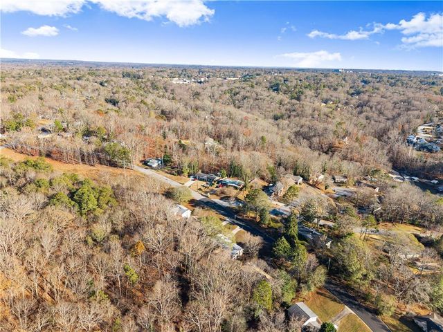 660 Honeysuckle Road, Gainesville, GA 30501
