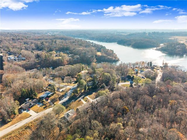 660 Honeysuckle Road, Gainesville, GA 30501