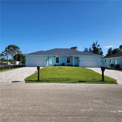 5651 Genesee PKWY 5651, Bokeelia, FL 33922