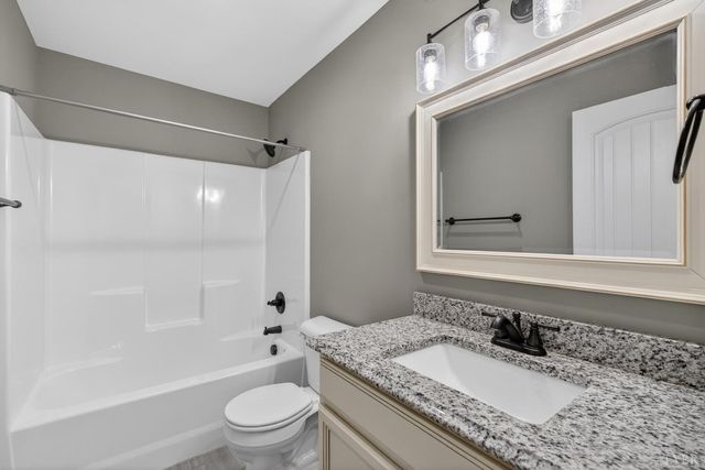 1722 Country Club Road, Appomattox, VA 24522