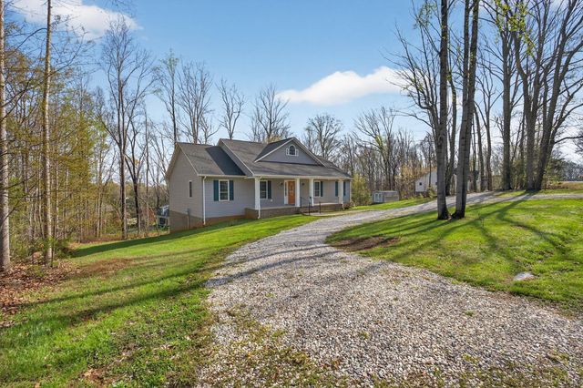 1722 Country Club Road, Appomattox, VA 24522