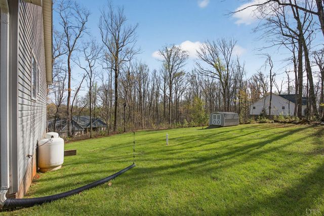 1722 Country Club Road, Appomattox, VA 24522