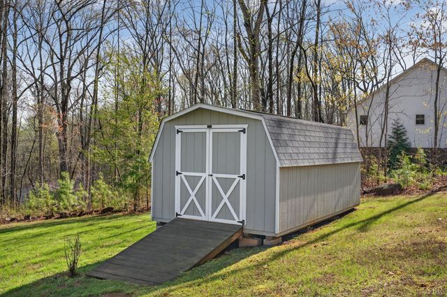 1722 Country Club Road, Appomattox, VA 24522