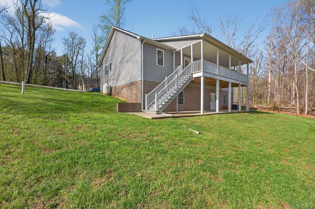 1722 Country Club Road, Appomattox, VA 24522
