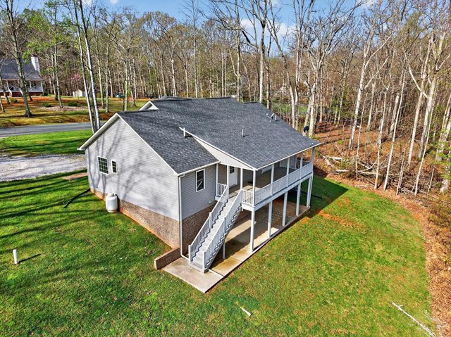1722 Country Club Road, Appomattox, VA 24522