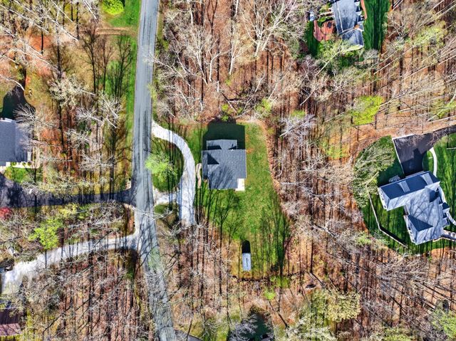 1722 Country Club Road, Appomattox, VA 24522