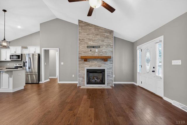 1722 Country Club Road, Appomattox, VA 24522