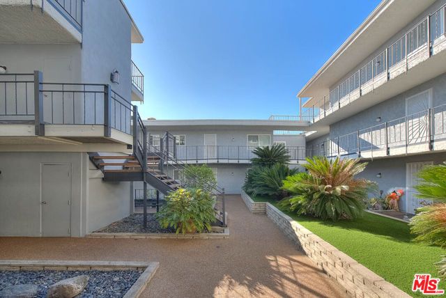 1707 Micheltorena Street 208, Los Angeles, CA 90026