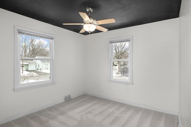 3700 Welcome Avenue N, Crystal, MN 55422