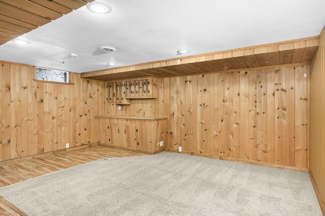 3700 Welcome Avenue N, Crystal, MN 55422