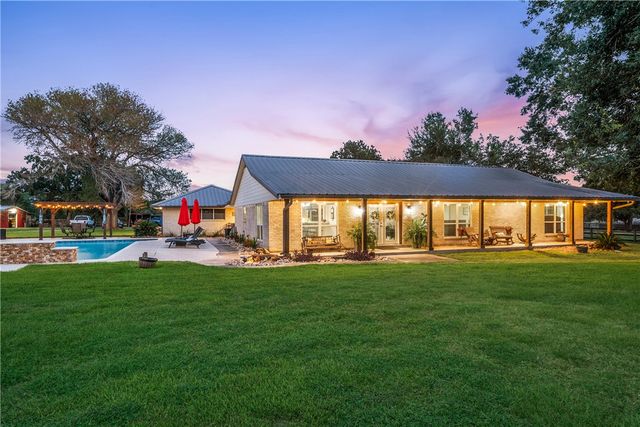 21348 FM 359 Road, Hempstead, TX 77445