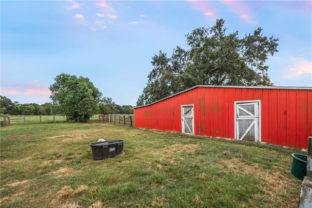 21348 FM 359 Road, Hempstead, TX 77445