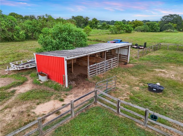 21348 FM 359 Road, Hempstead, TX 77445