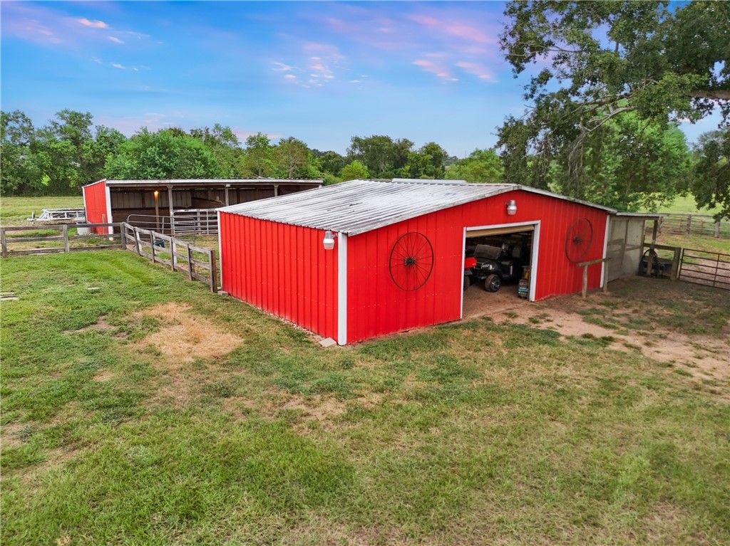 21348 FM 359 Road, Hempstead, TX 77445