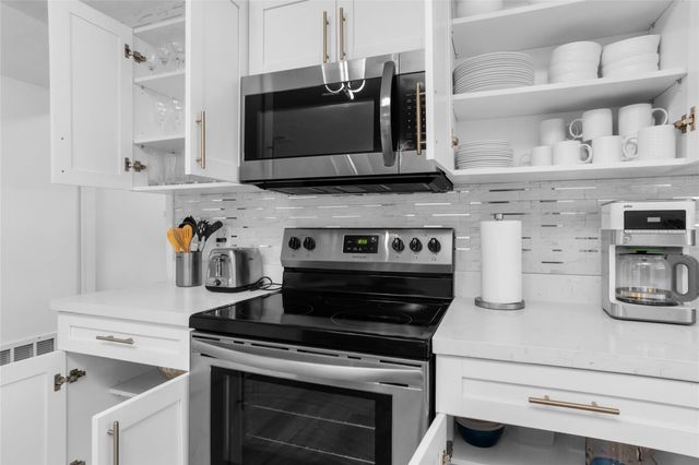 5311 Pierce Street, Hollywood, FL 33021