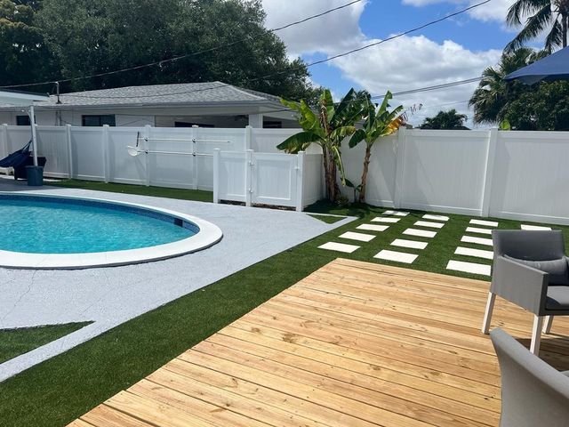 5311 Pierce Street, Hollywood, FL 33021