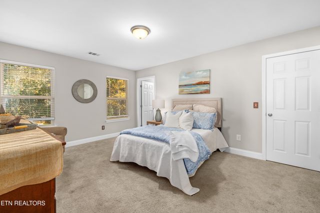 720 Sandpiper St, Maryville, TN 37801