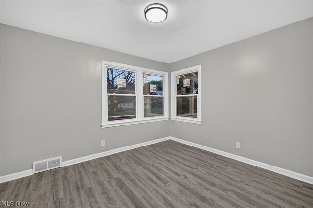 132 S Main Street, Austintown, OH 44515