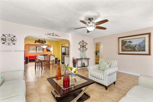 321 NW 96th Ave, Pembroke Pines, FL 33024