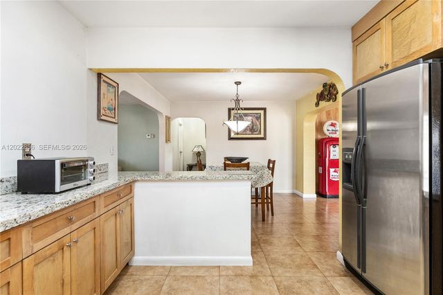 321 NW 96th Ave, Pembroke Pines, FL 33024