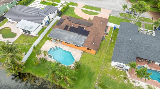 321 NW 96th Ave, Pembroke Pines, FL 33024