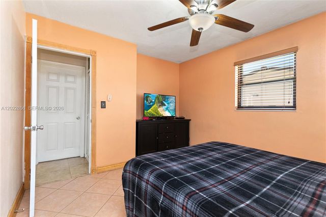321 NW 96th Ave, Pembroke Pines, FL 33024