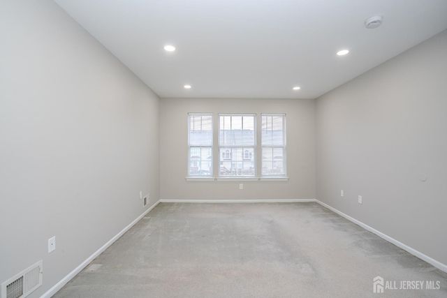 93 Amy Drive, North Brunswick, NJ 08902