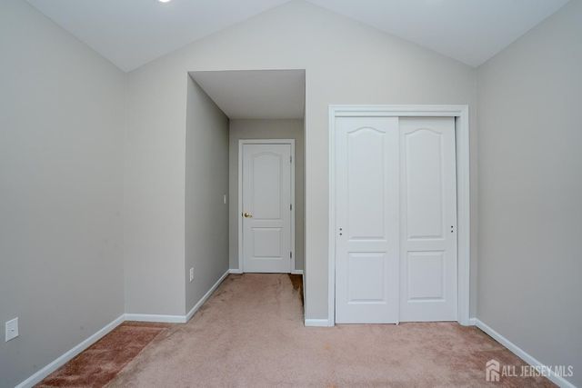 93 Amy Drive, North Brunswick, NJ 08902