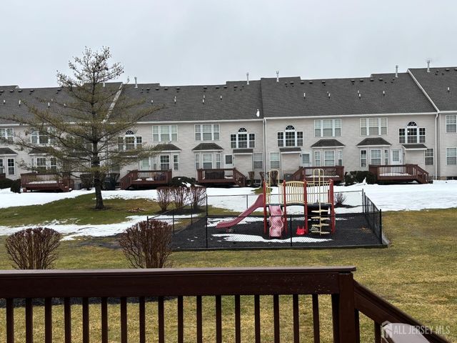 93 Amy Drive, North Brunswick, NJ 08902