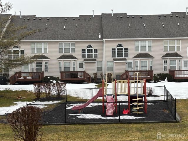 93 Amy Drive, North Brunswick, NJ 08902