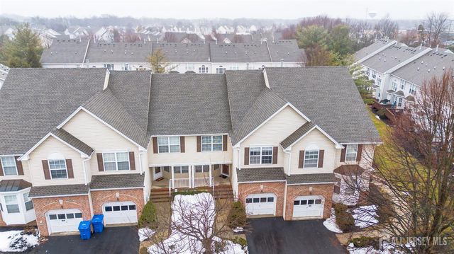 93 Amy Drive, North Brunswick, NJ 08902