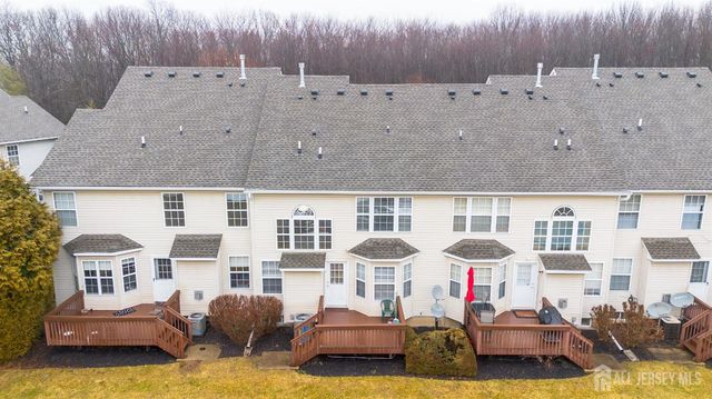 93 Amy Drive, North Brunswick, NJ 08902