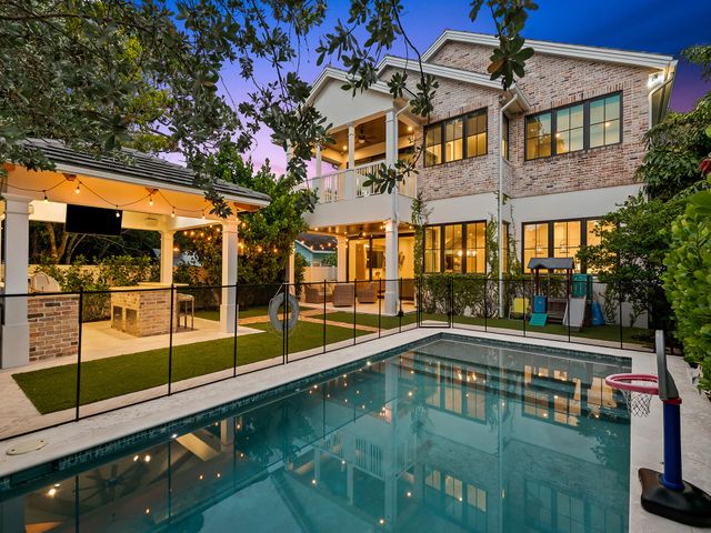 612 SW 6th Avenue, Fort Lauderdale, FL 33315