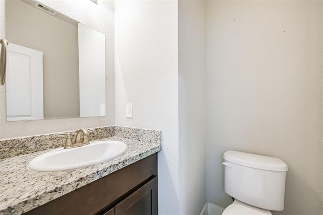 351 Brandy Ridge Lane, Dickinson, TX 77539