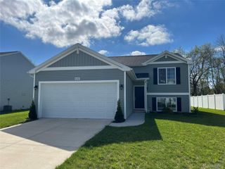 10450 Schrier Lane, Portage, MI 49024