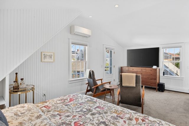 3 Atlantic Ave, Provincetown, MA 02657