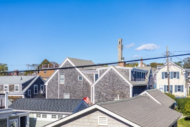 3 Atlantic Ave, Provincetown, MA 02657