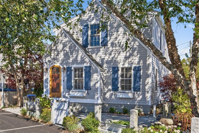 3 Atlantic Ave, Provincetown, MA 02657