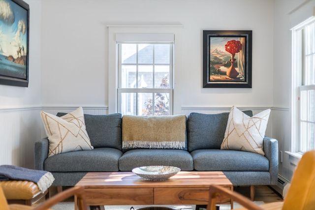 3 Atlantic Ave, Provincetown, MA 02657