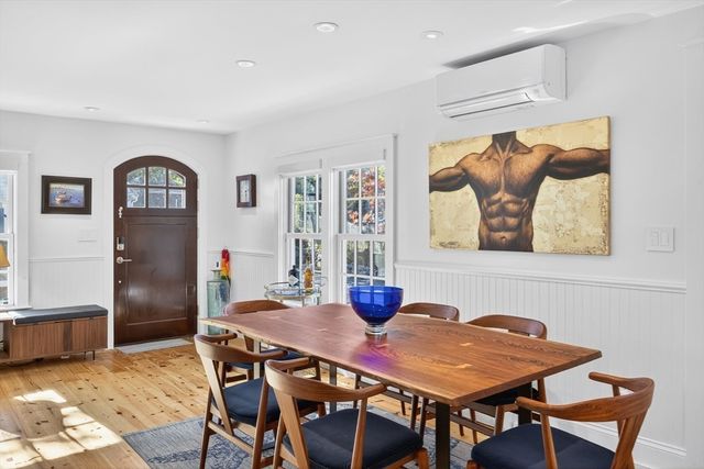 3 Atlantic Ave, Provincetown, MA 02657