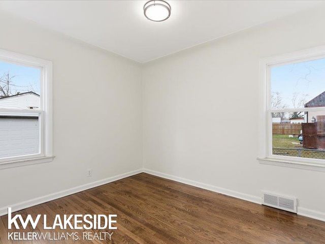 21837 Rausch Avenue, Eastpointe, MI 48021