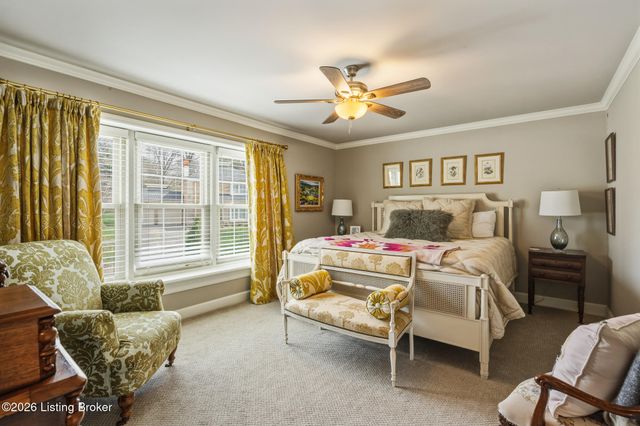 1202 Wellington Pl, Louisville, KY 40207