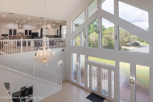 6151 New Osprey Point, Weeki Wachee, FL 34607