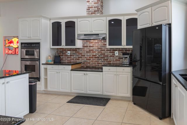 6151 New Osprey Point, Weeki Wachee, FL 34607