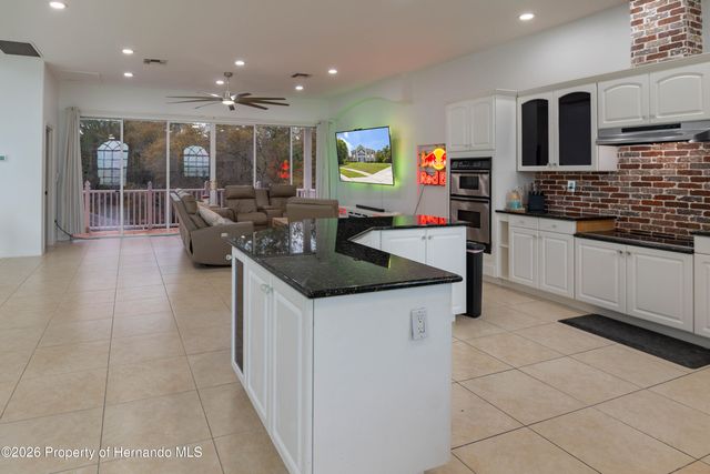 6151 New Osprey Point, Weeki Wachee, FL 34607