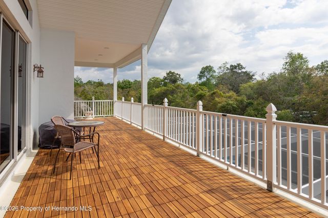 6151 New Osprey Point, Weeki Wachee, FL 34607