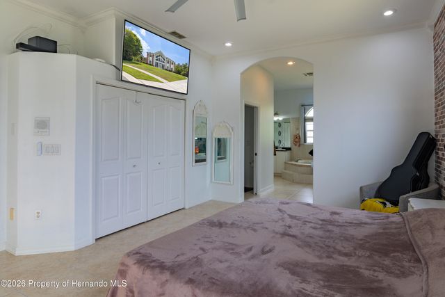 6151 New Osprey Point, Weeki Wachee, FL 34607