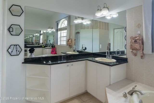 6151 New Osprey Point, Weeki Wachee, FL 34607