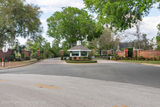 6151 New Osprey Point, Weeki Wachee, FL 34607
